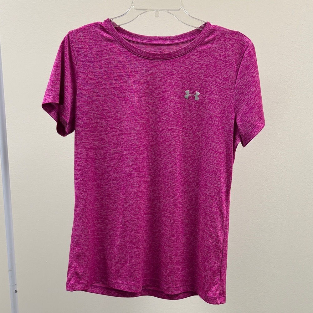 Under Armour Women's Heathered Magenta Tee